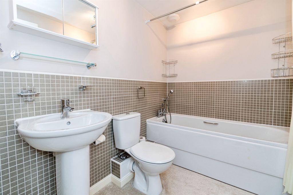 Additional image 9 of 3 bed link detached house for saleDakota Way, Eastleigh SO50