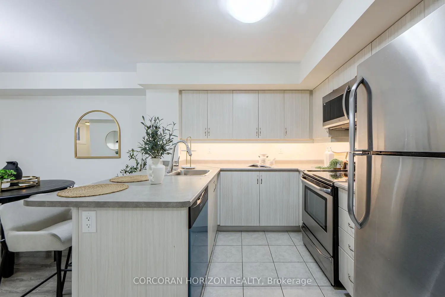 Additional image 8 of 2315 Sheppard Avenue 70
