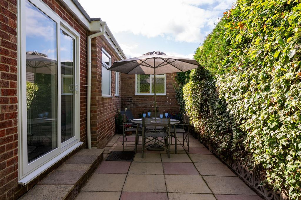 Additional image 22 of 3 bed detached bungalow for saleLangdale Drive, Dronfield S18