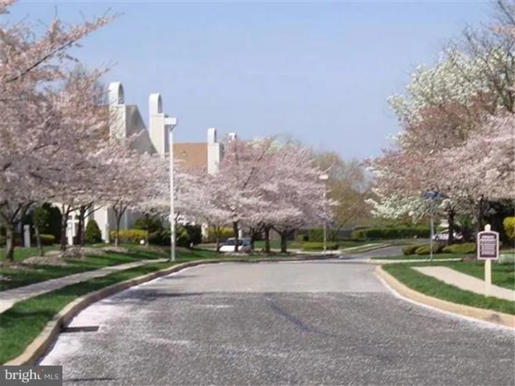 1904 Naomis Court, North Wales, PA 19454