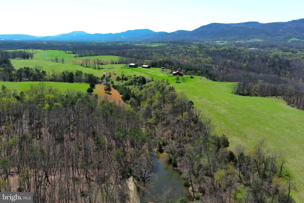 Additional image 134 of 453 Wheaton Drive, Purgitsville, WV 26852