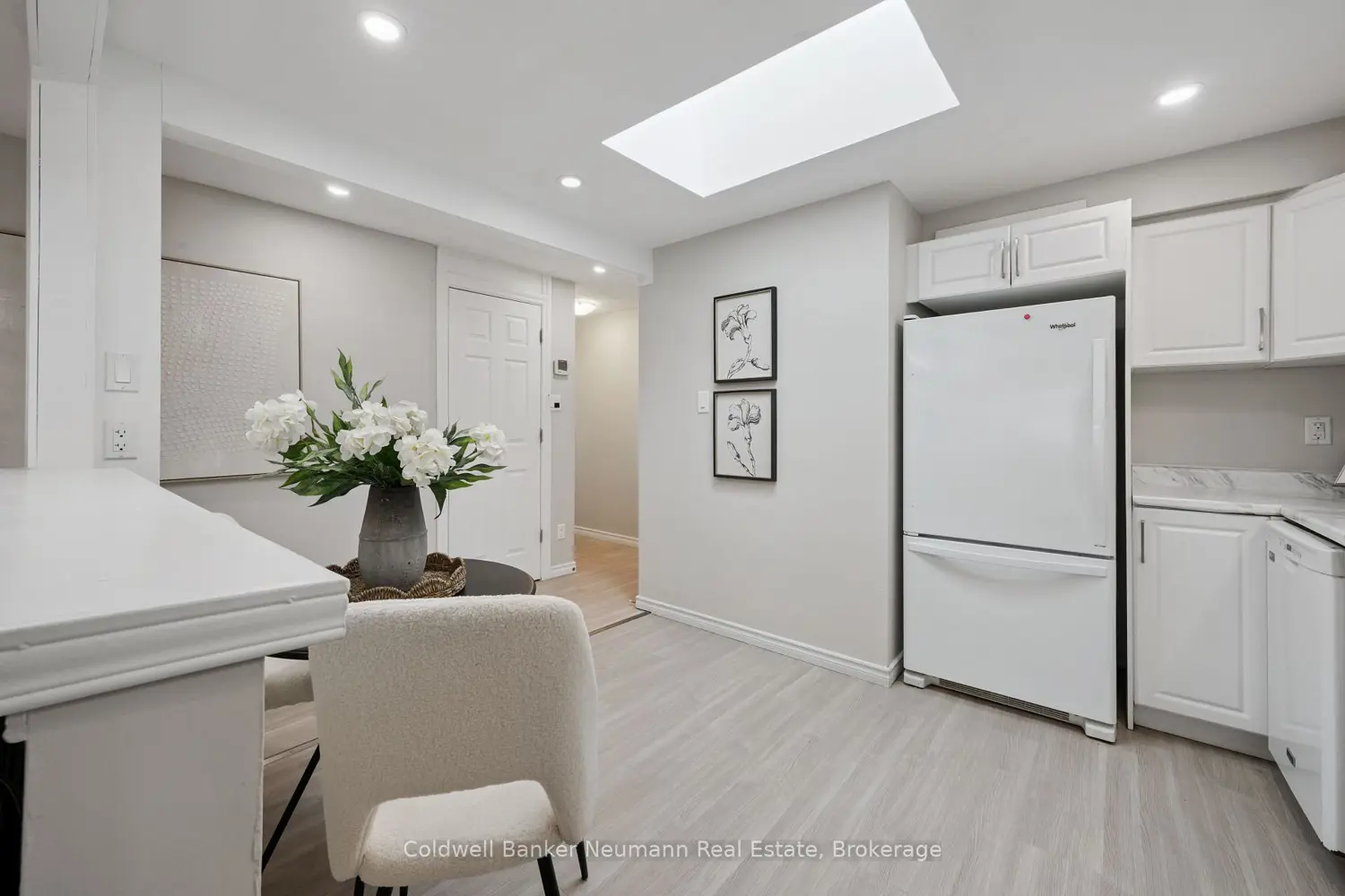 364 Imperial Road photo 4