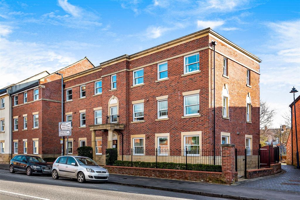 1 bed property for saleNew Park Street, Devizes SN10