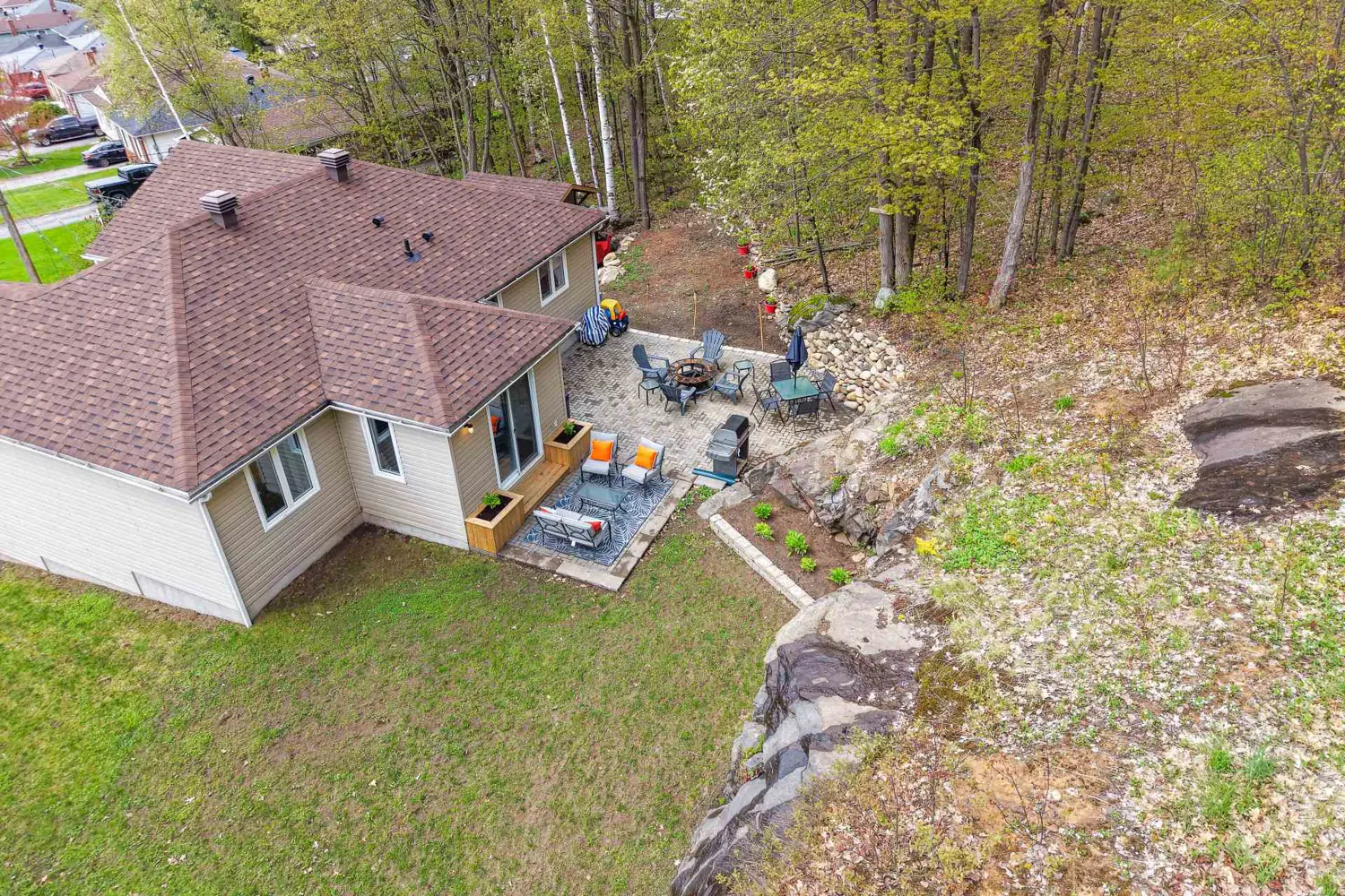 Additional image 13 of 65 Belleview Crescent