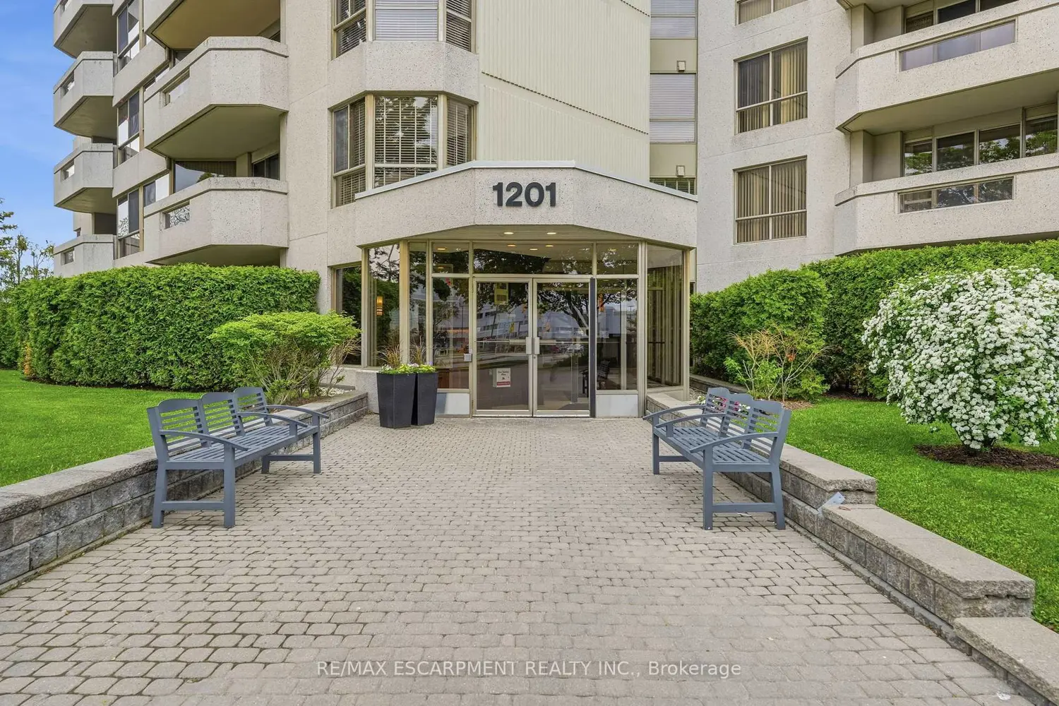 1201 North Shore Boulevard 1003