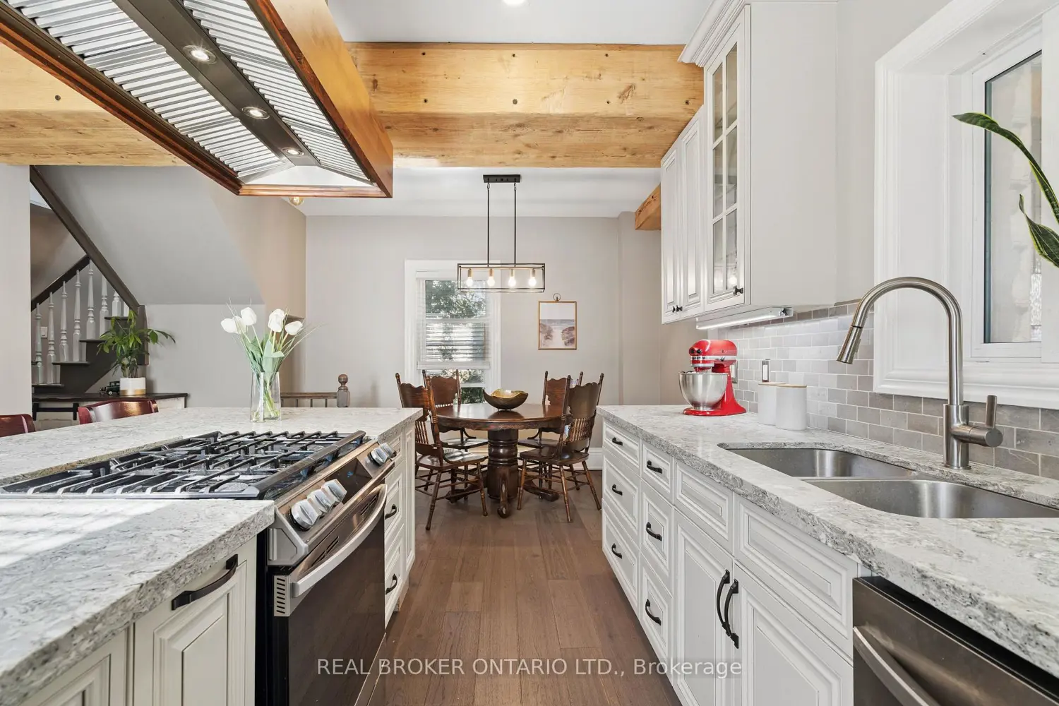 855 Hamilton Street photo 5