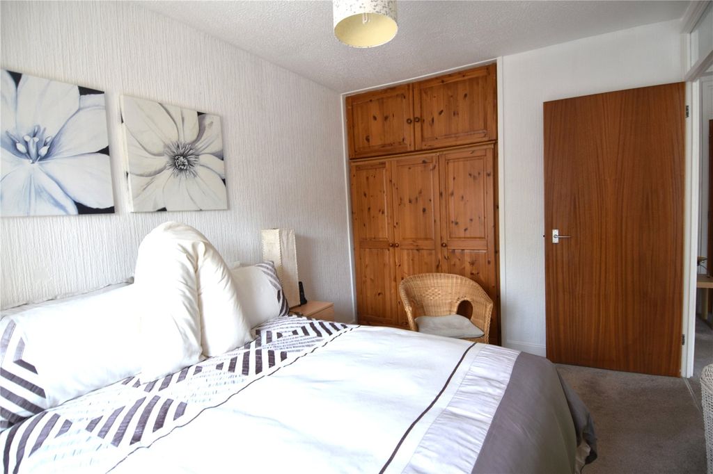 Additional image 11 of 2 bed flat for saleHeriotts Court, Droitwich, Worcestershire WR9