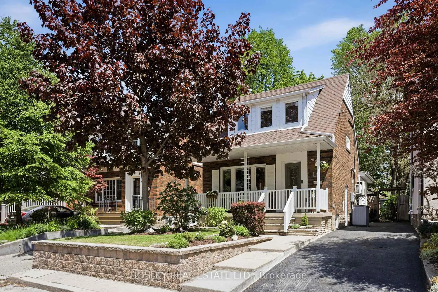 Additional image 20 of 127 Warden Avenue