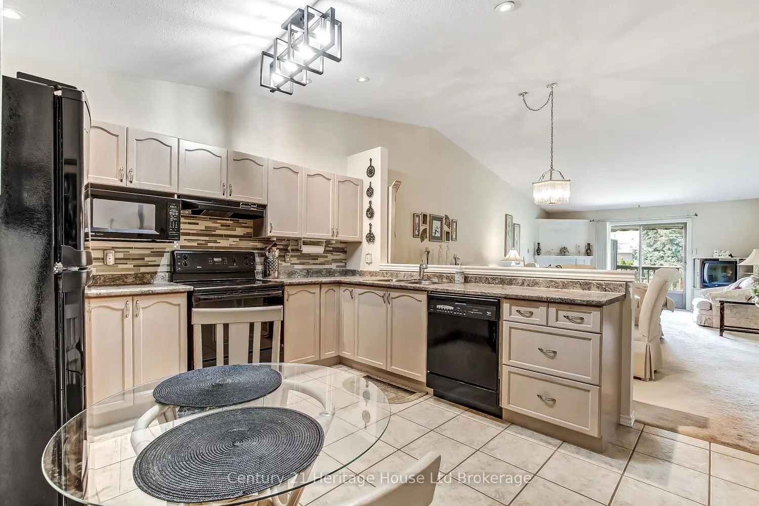 19 Hanlon Place 54 photo 2