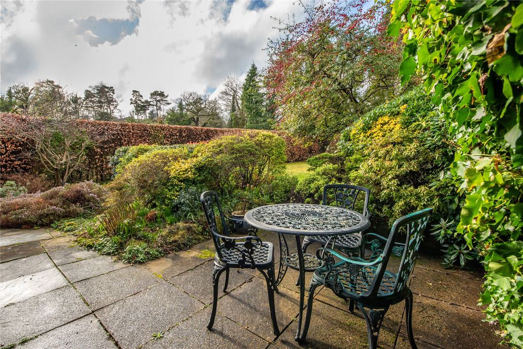 Additional image 14 of 4 bed detached house for saleMilton Avenue, Westcott, Dorking, Surrey RH4