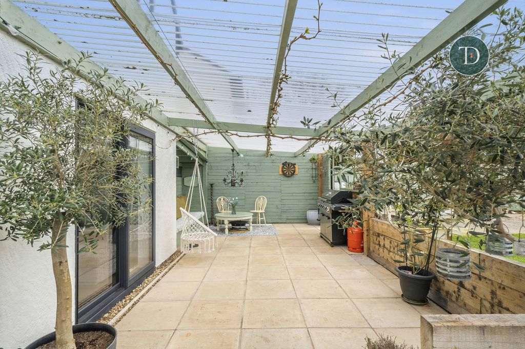 Additional image 41 of 5 bed detached house for saleChester Road, Great Sutton, Ellesmere Port CH66
