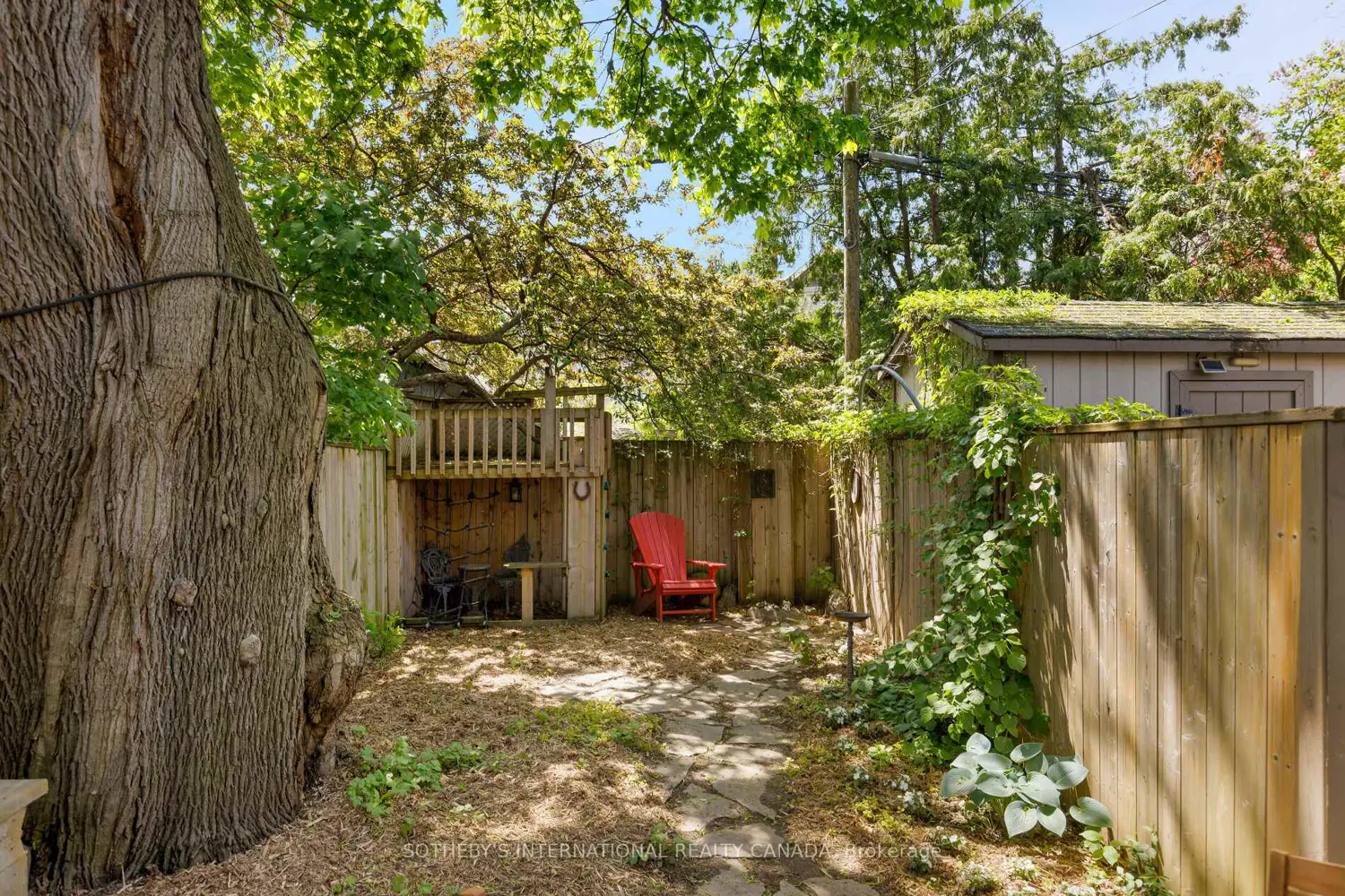 Additional image 13 of 866 1/2 Carlaw Avenue