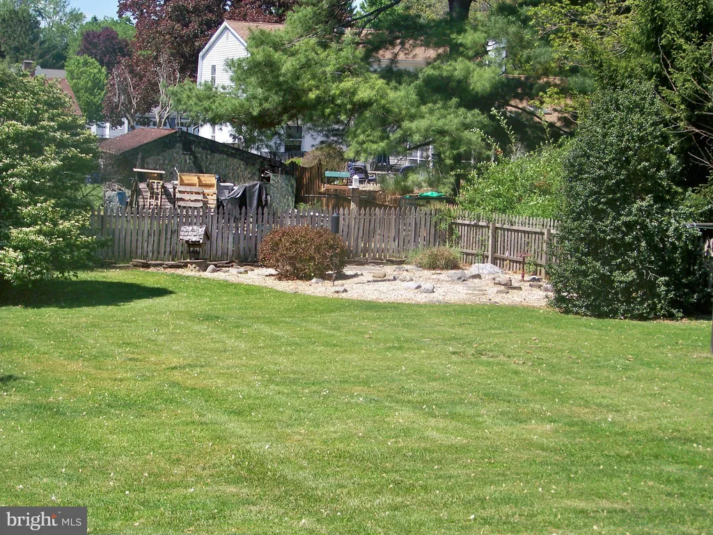 Additional image 5 of 32 Green Acre Road, Lititz, PA 17543