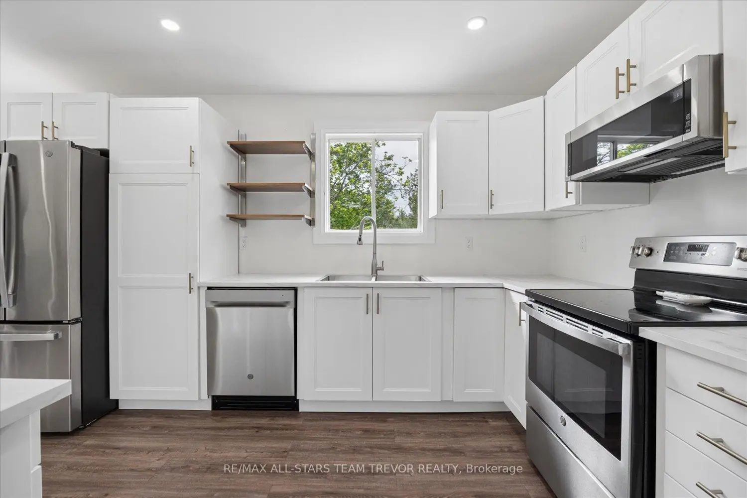 11 Halmar Park Road photo 5