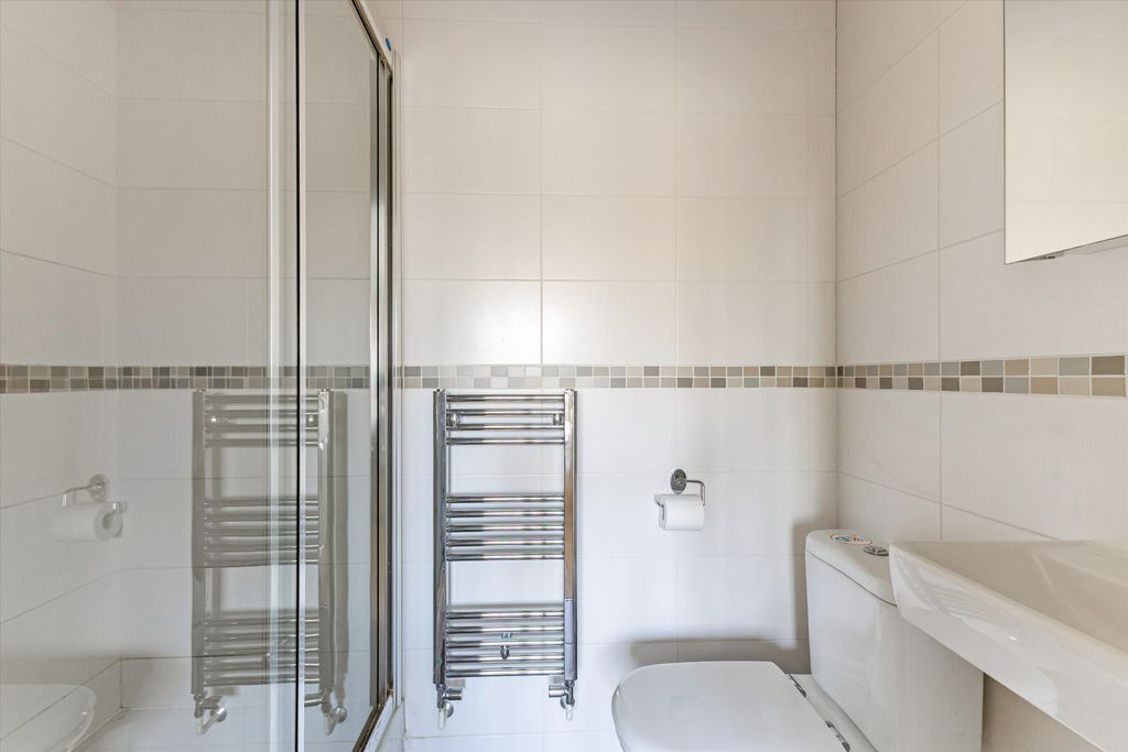 Additional image 18 of 5 bed detached house for saleSimons Walk, Englefield Green, Egham, Surrey TW20