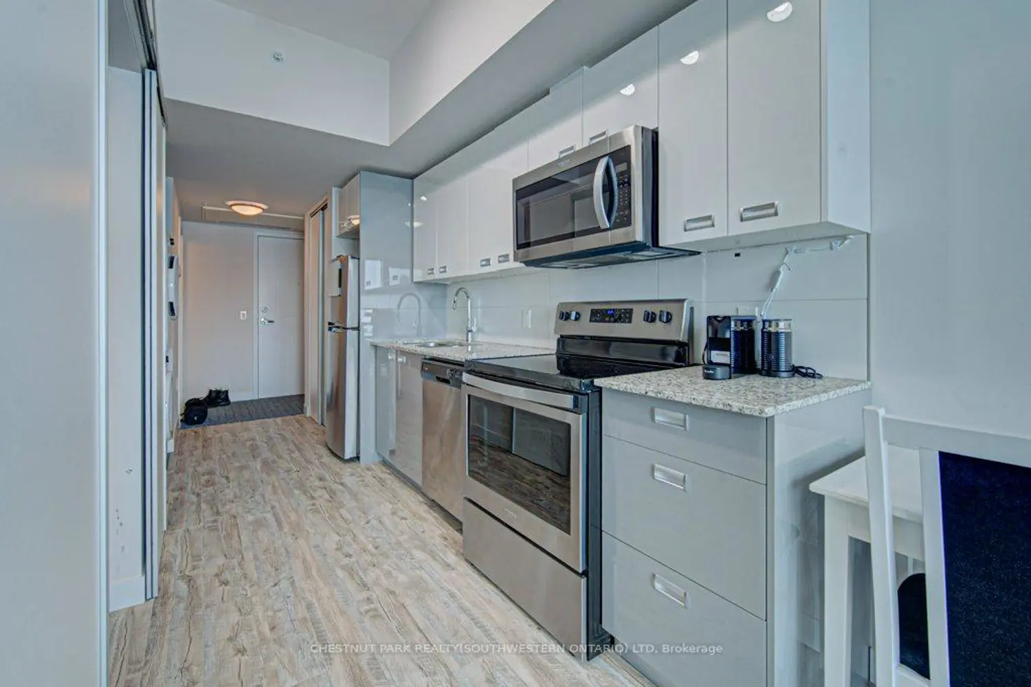 Additional image 12 of 257 Hemlock Street 606
