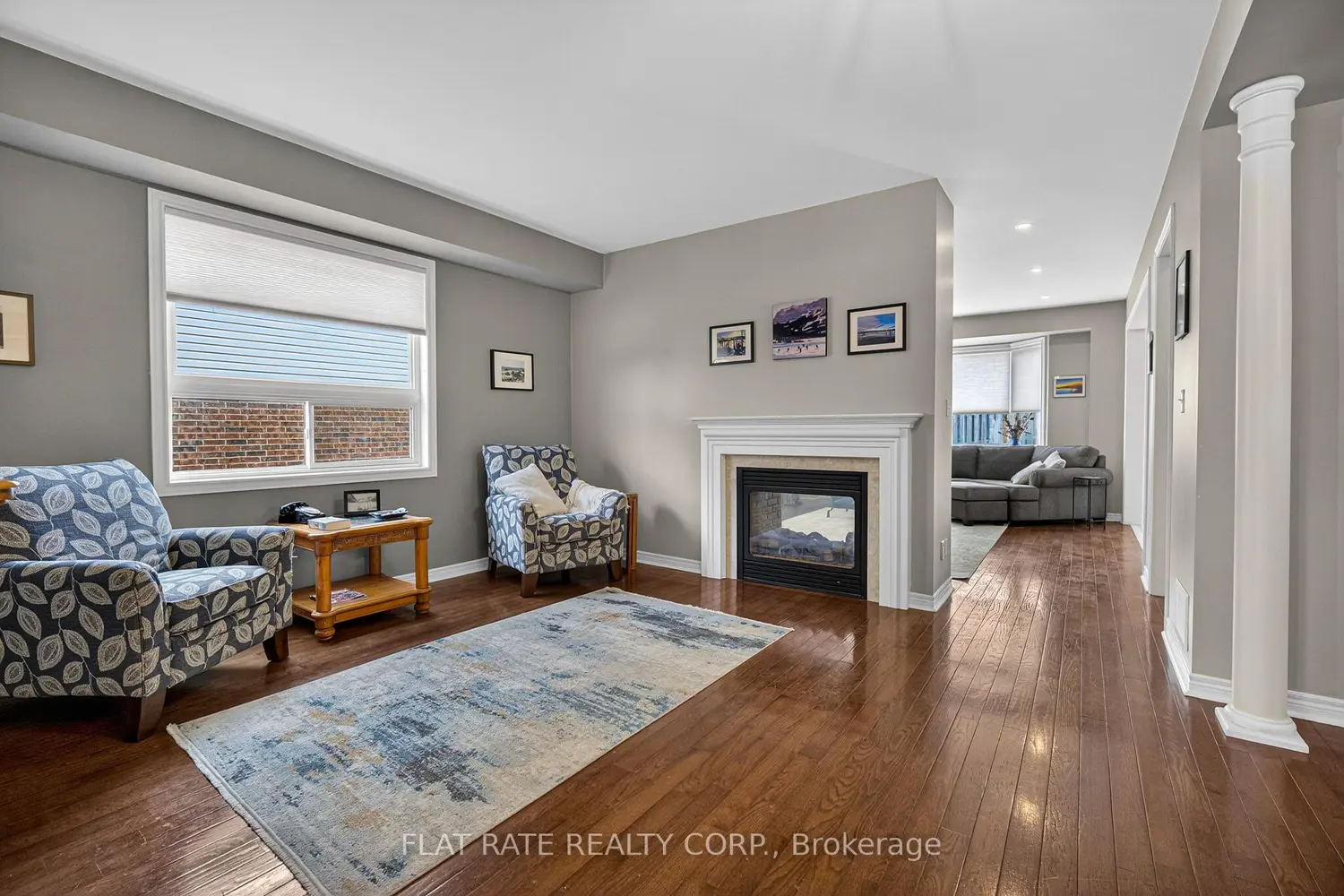 1570 Scollard Crescent photo 5