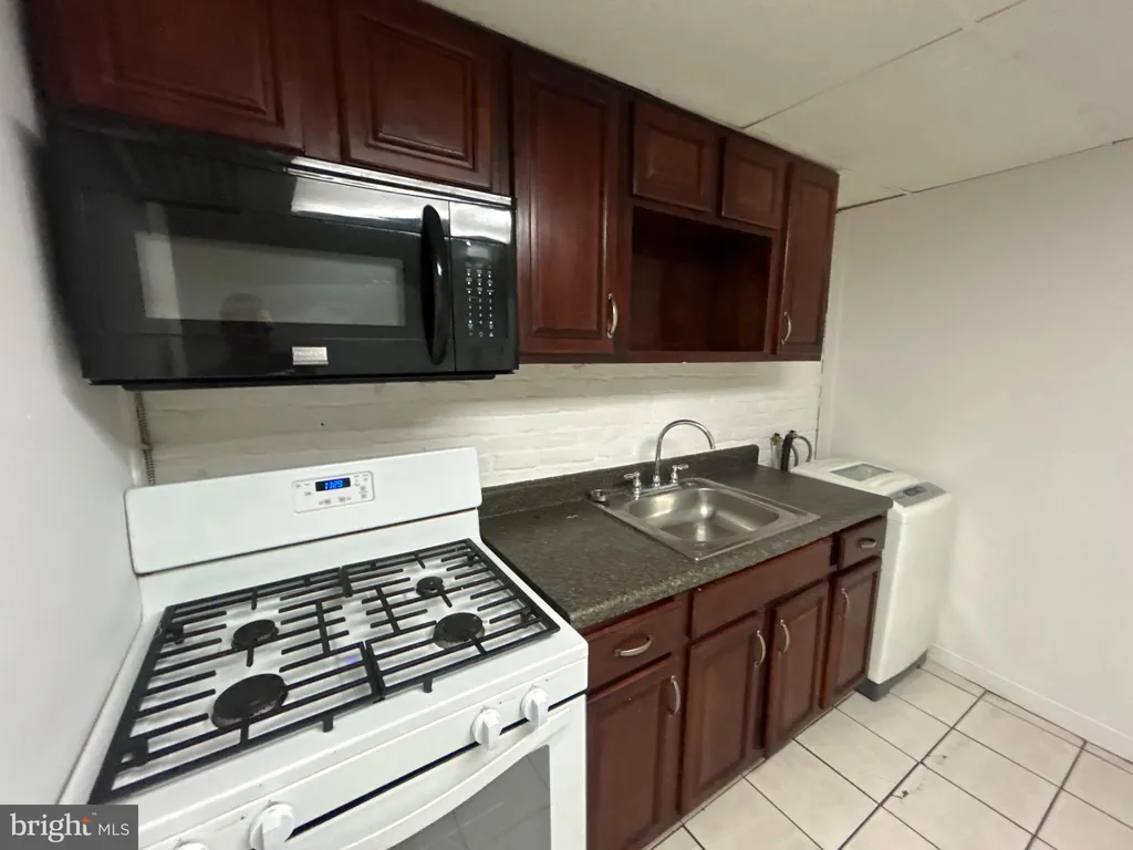 44 S 2nd Street Unit 2, Philadelphia, PA 19106