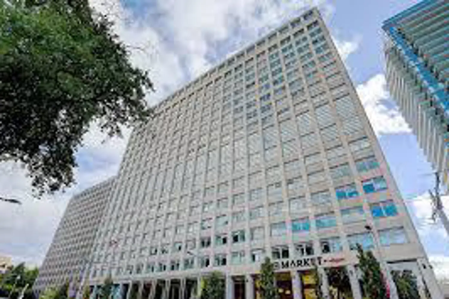 111 St Clair Avenue 1607