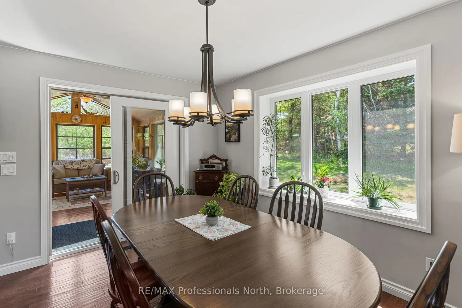 68 Halbiem Crescent photo 3