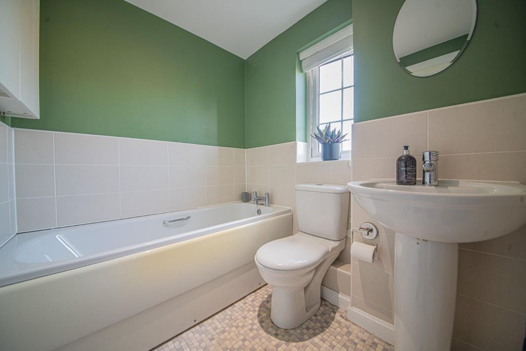 Additional image 17 of 4 bed detached house for saleViscount Gardens, Eastleigh SO50