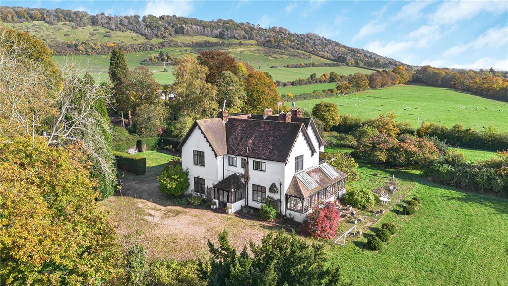 Additional image 2 of 8 bed detached house for saleOld Reigate Road, Betchworth, Surrey RH4