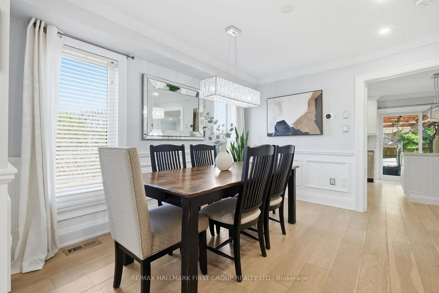 55 Armitage Crescent photo 4