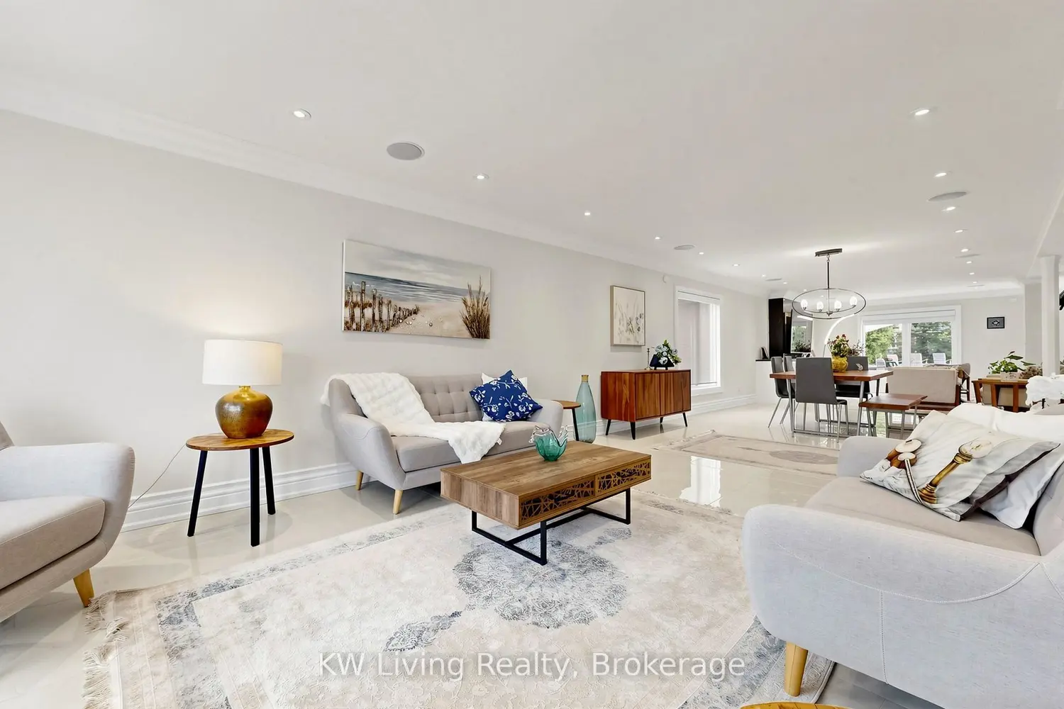 50 King's Cross Avenue photo 4