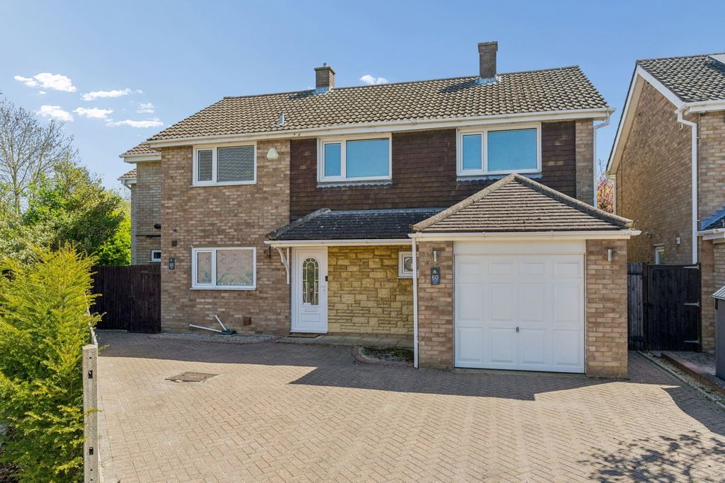 Additional image 24 of 5 bed detached house for saleCoombe Drive, Dunstable LU6