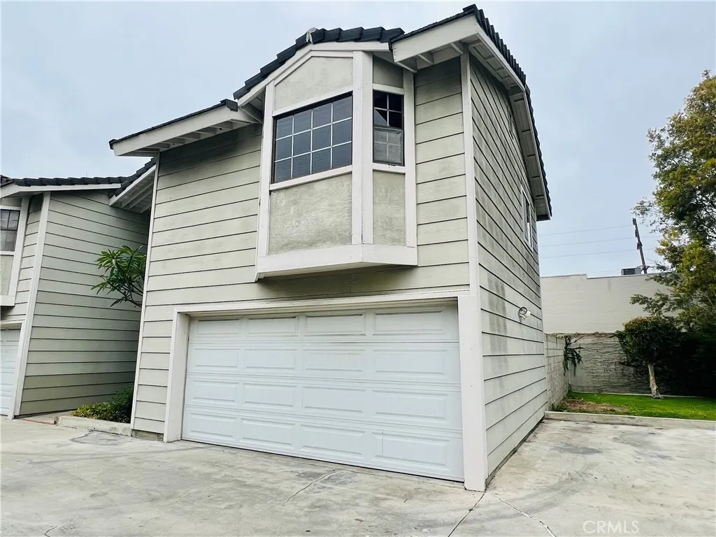 10546 Knott Ave, Stanton, CA 90680 photo 3