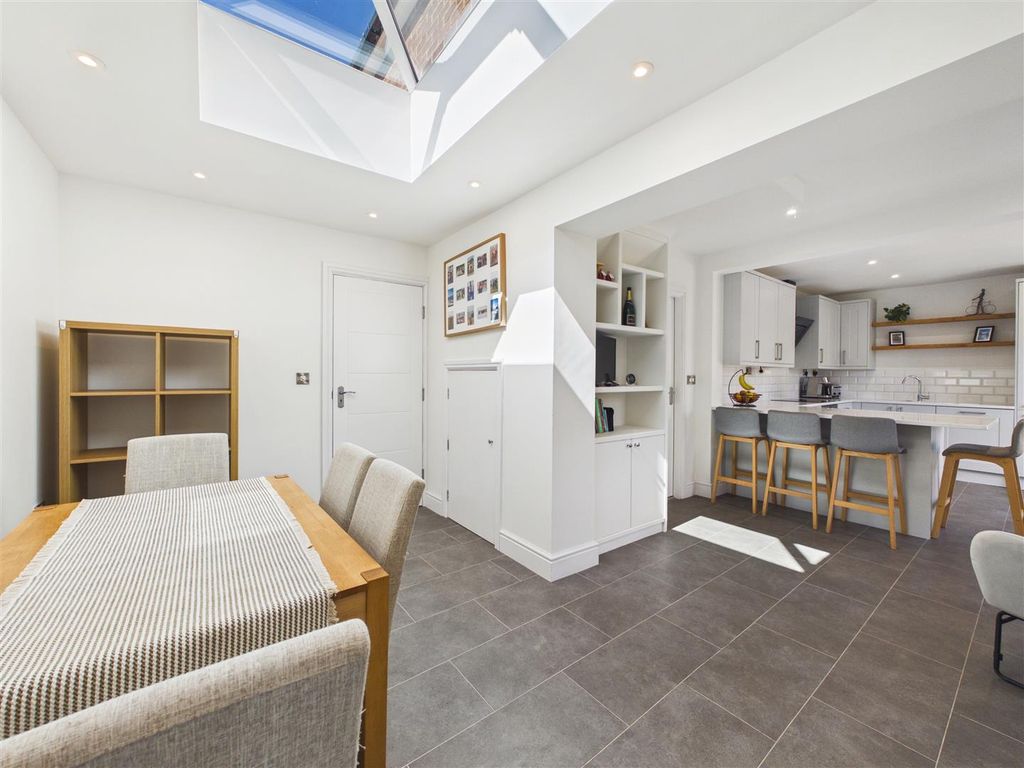 Additional image 7 of 3 bed semi-detached house for saleSalisbury Avenue, Dronfield S18