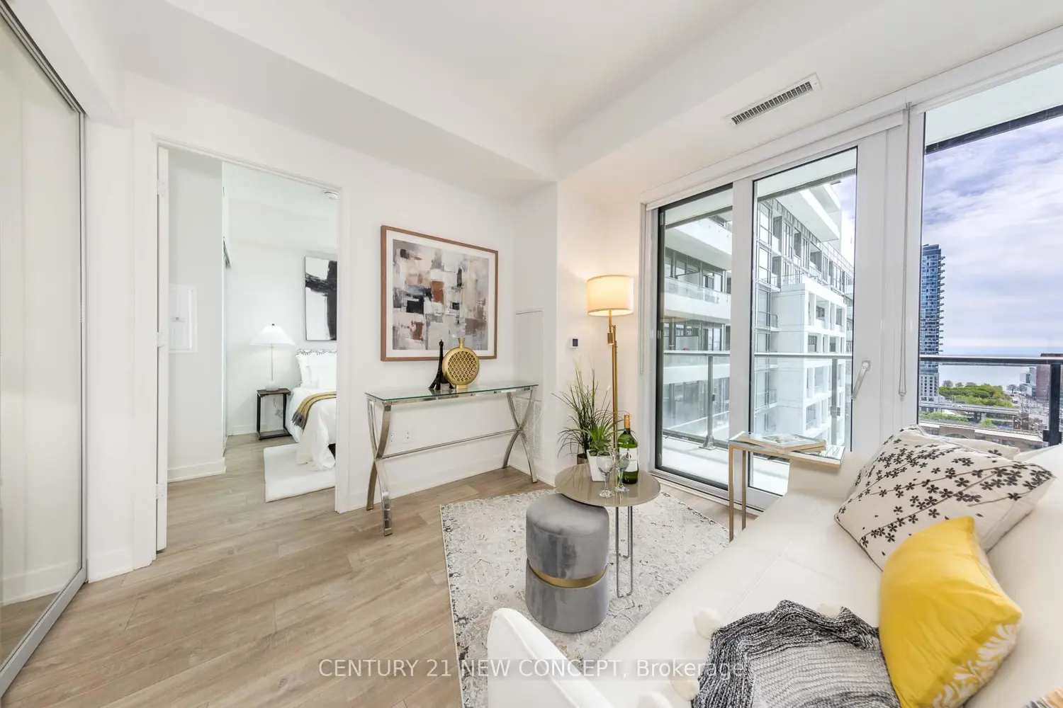 Additional image 8 of 135 Lower Sherbourne Street 1631