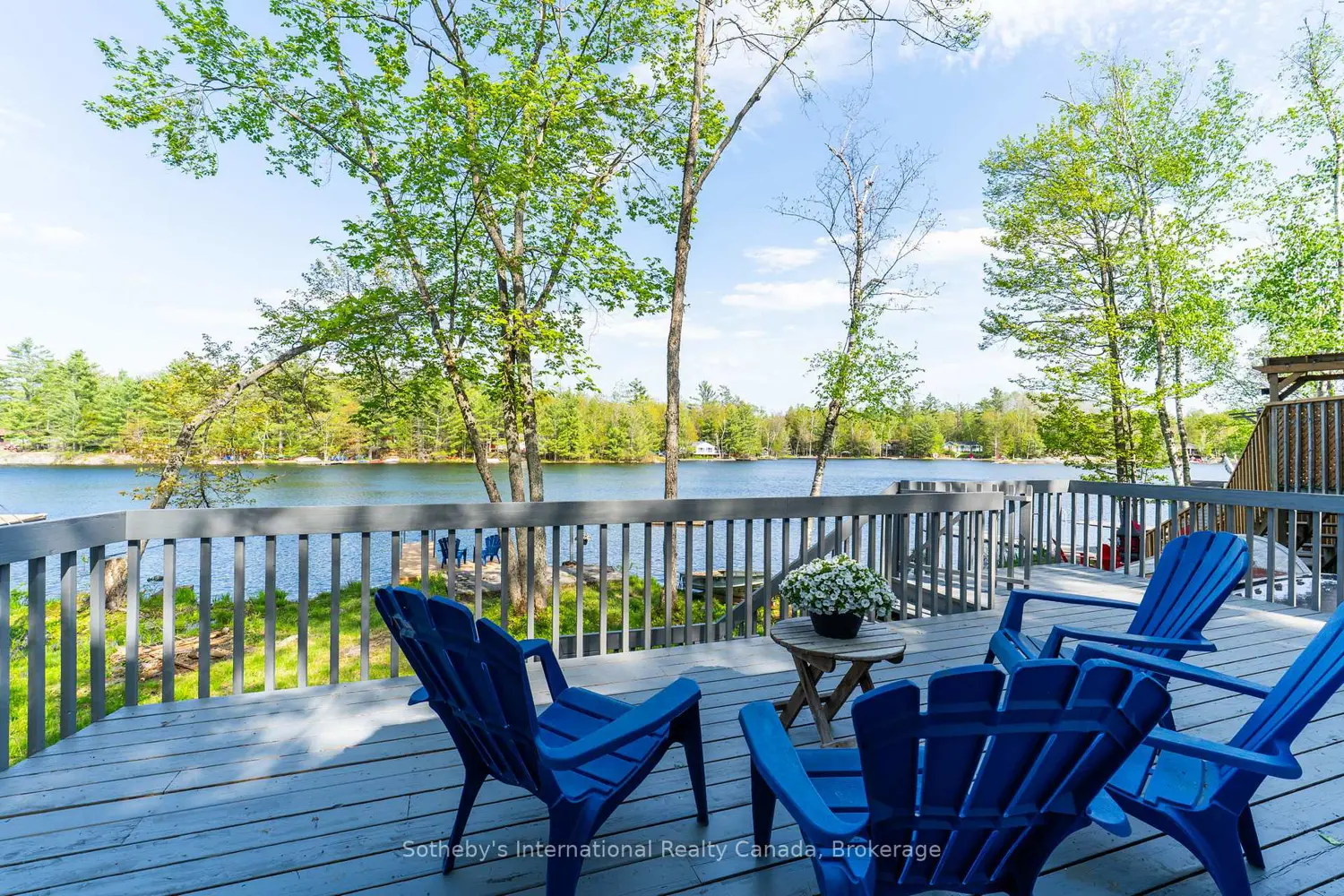 1051 Sanderson Road photo 5
