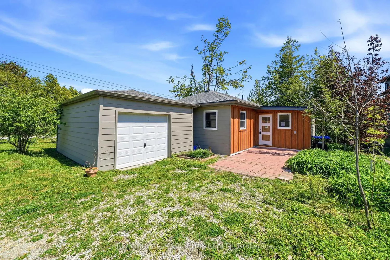 71 Lakeshore Road photo 2