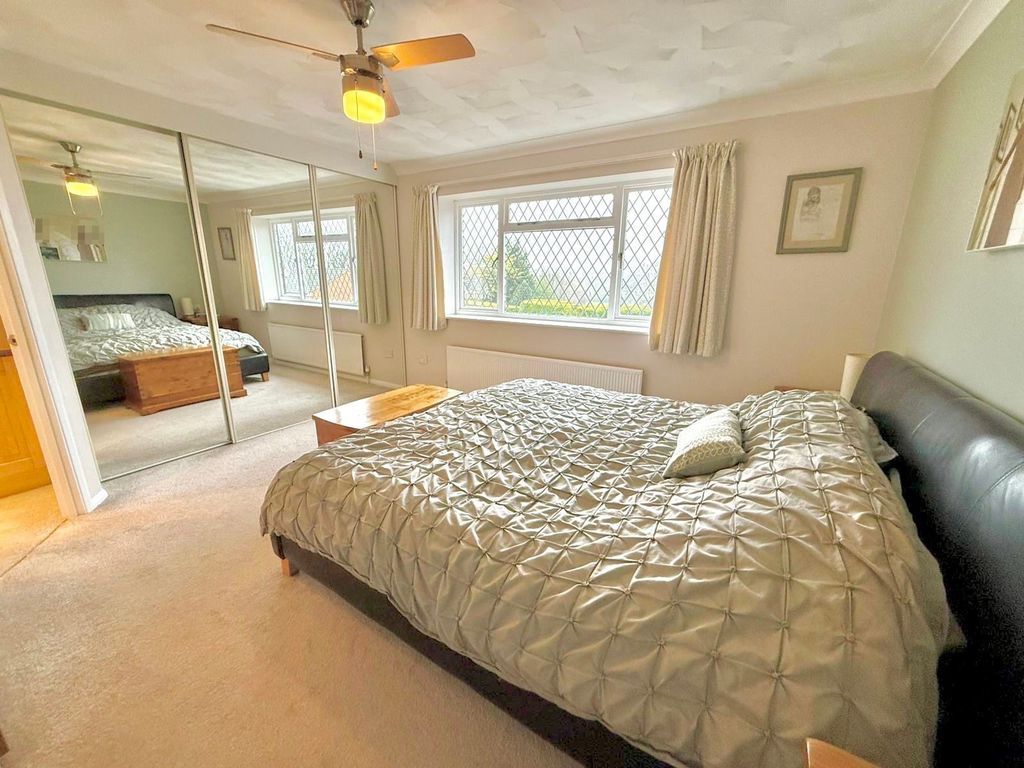Additional image 9 of 6 bed detached house for saleWest Hill, Dunstable LU6