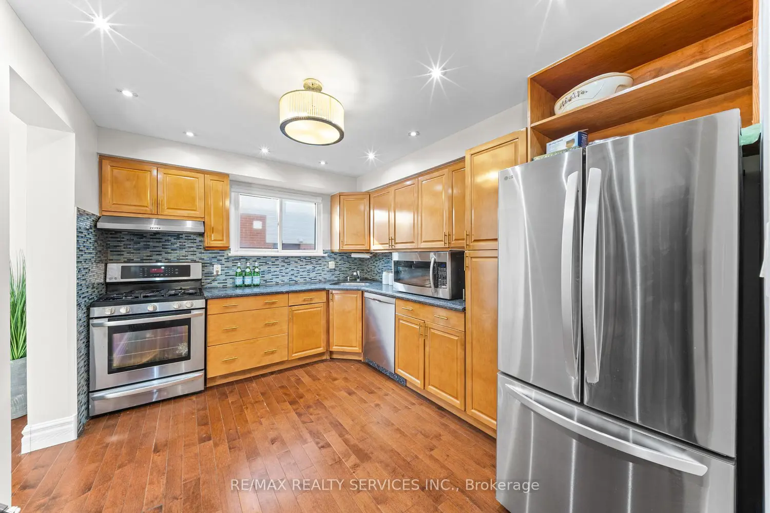 Additional image 4 of 28 Kingswood Drive