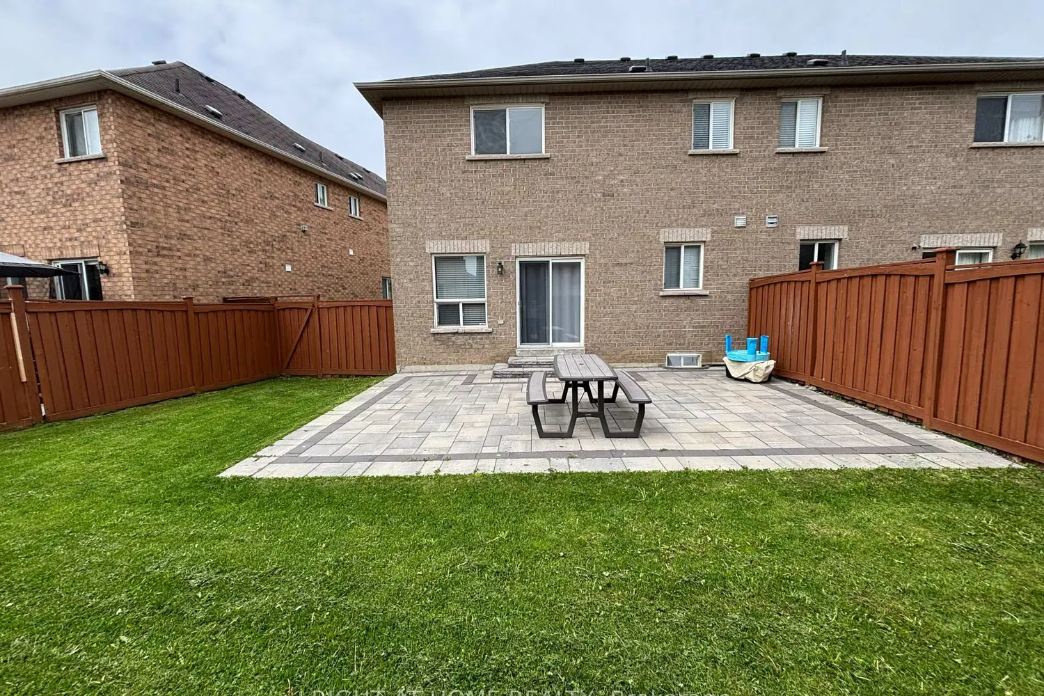 98 Wheelwright Drive photo 3