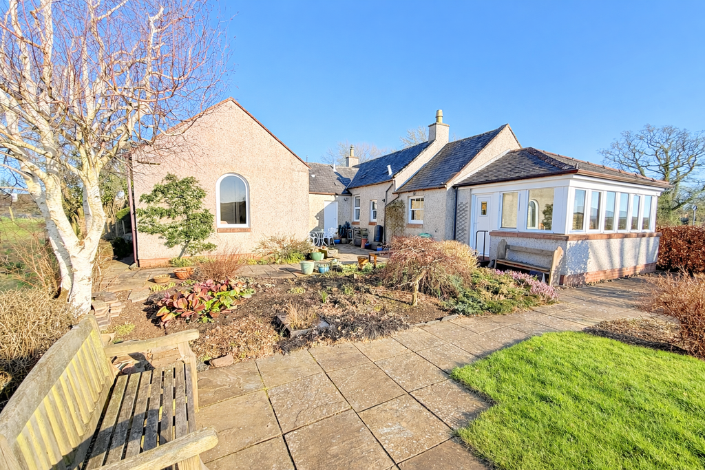 3 bed cottage for salePriestlands Cottage, New Abbey Road, Dumfries DG2
