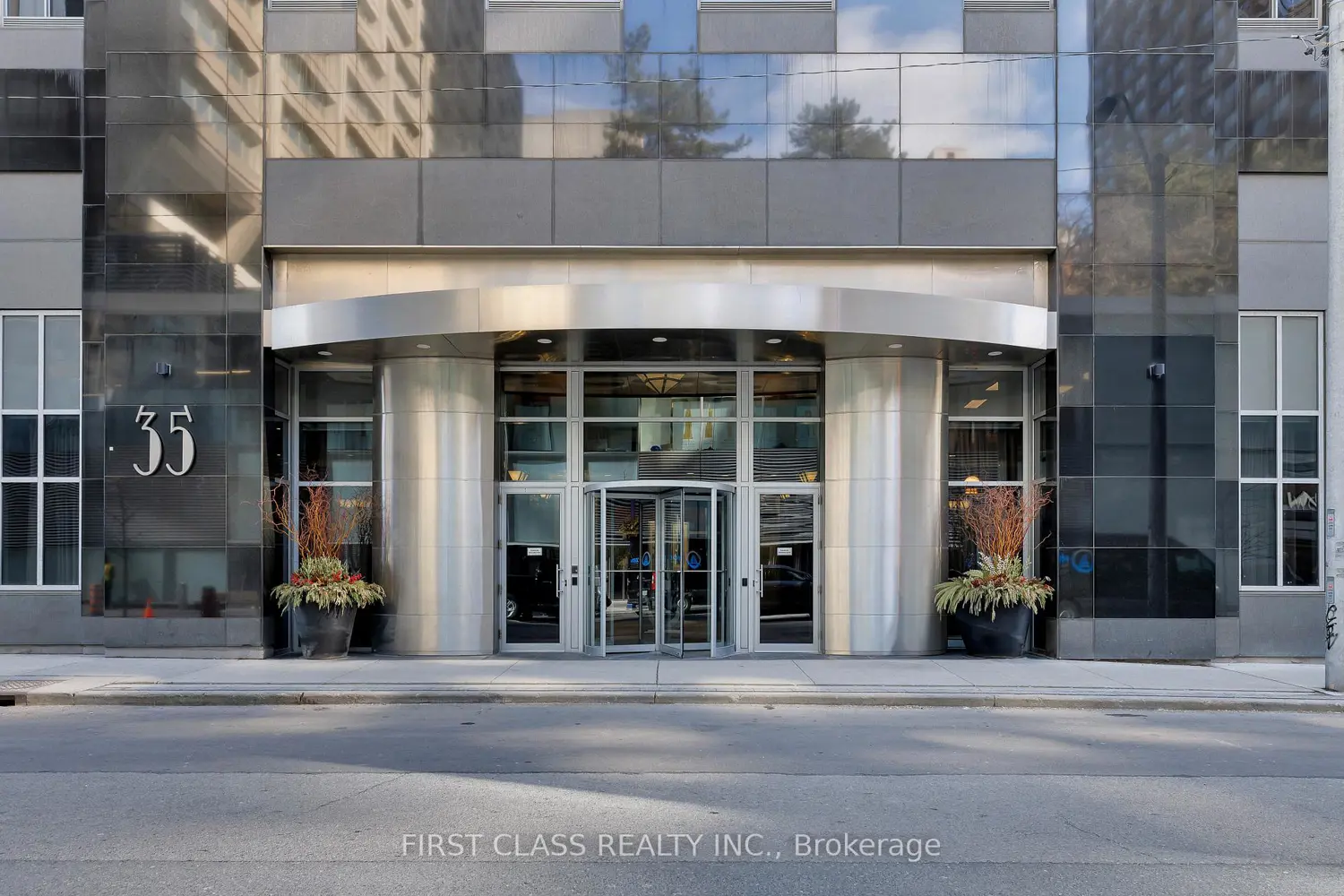 35 Balmuto Street 2208