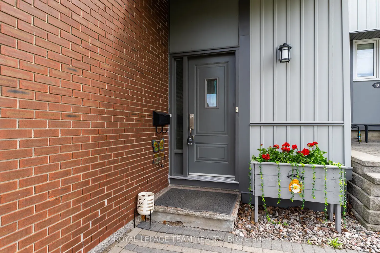 Additional image 2 of 18 Benlea Drive C