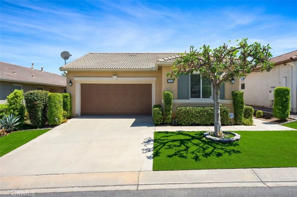 8965 Stephenson Ln, Hemet, CA 92545 photo 2