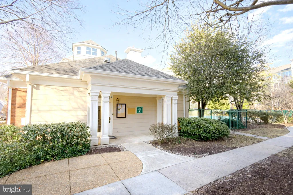 Additional image 13 of 12919 Alton Square Unit 203, Herndon, VA 20170