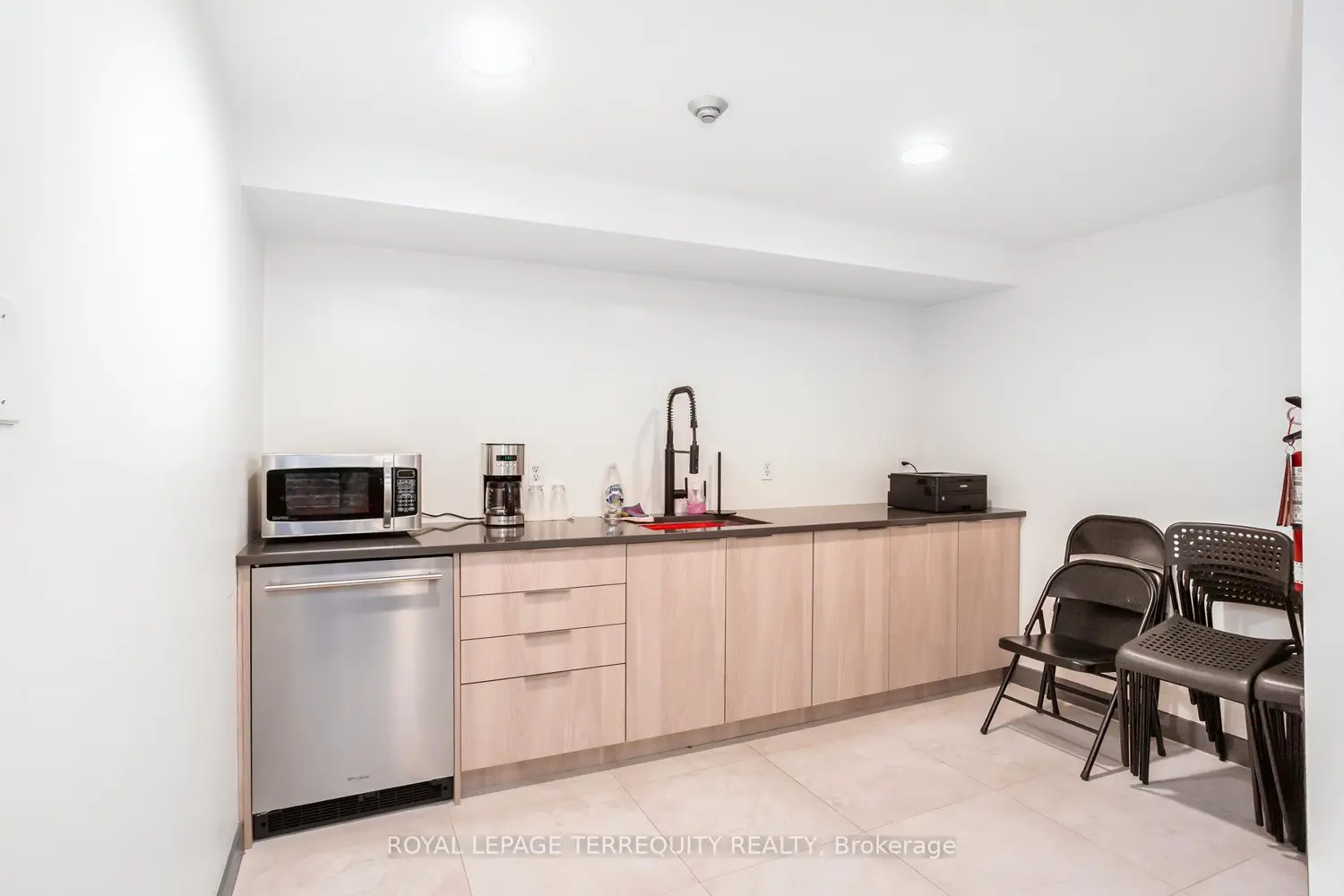 Additional image 15 of 50 Camden Street 704