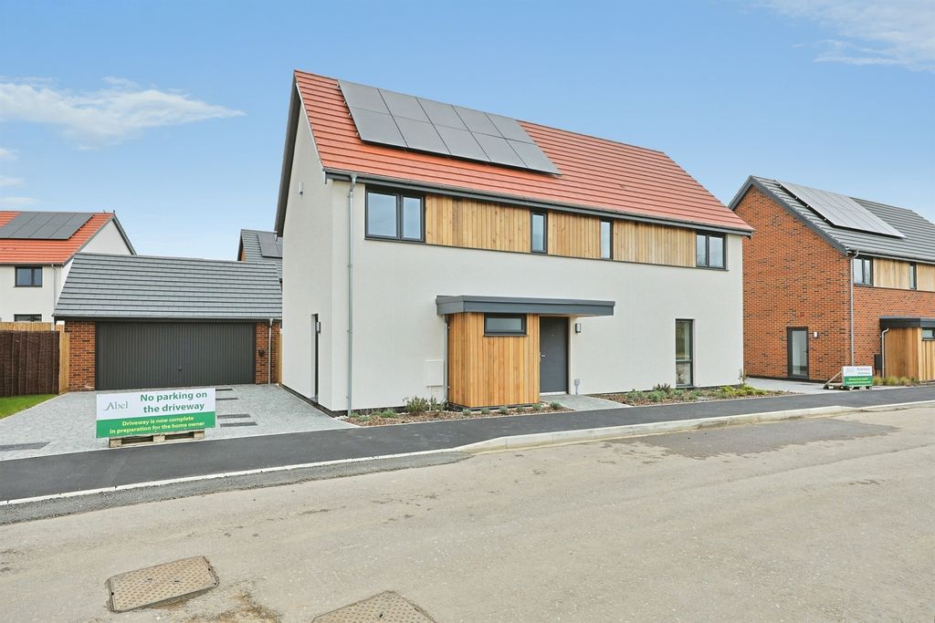 4 bed detached house for saleThe Carriages, Dereham NR20