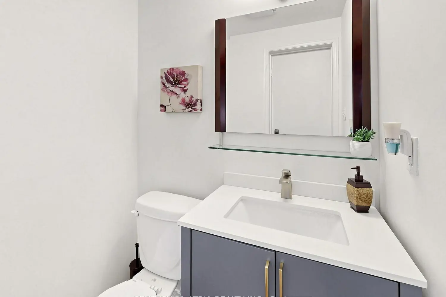 122 Fadine Road photo 5