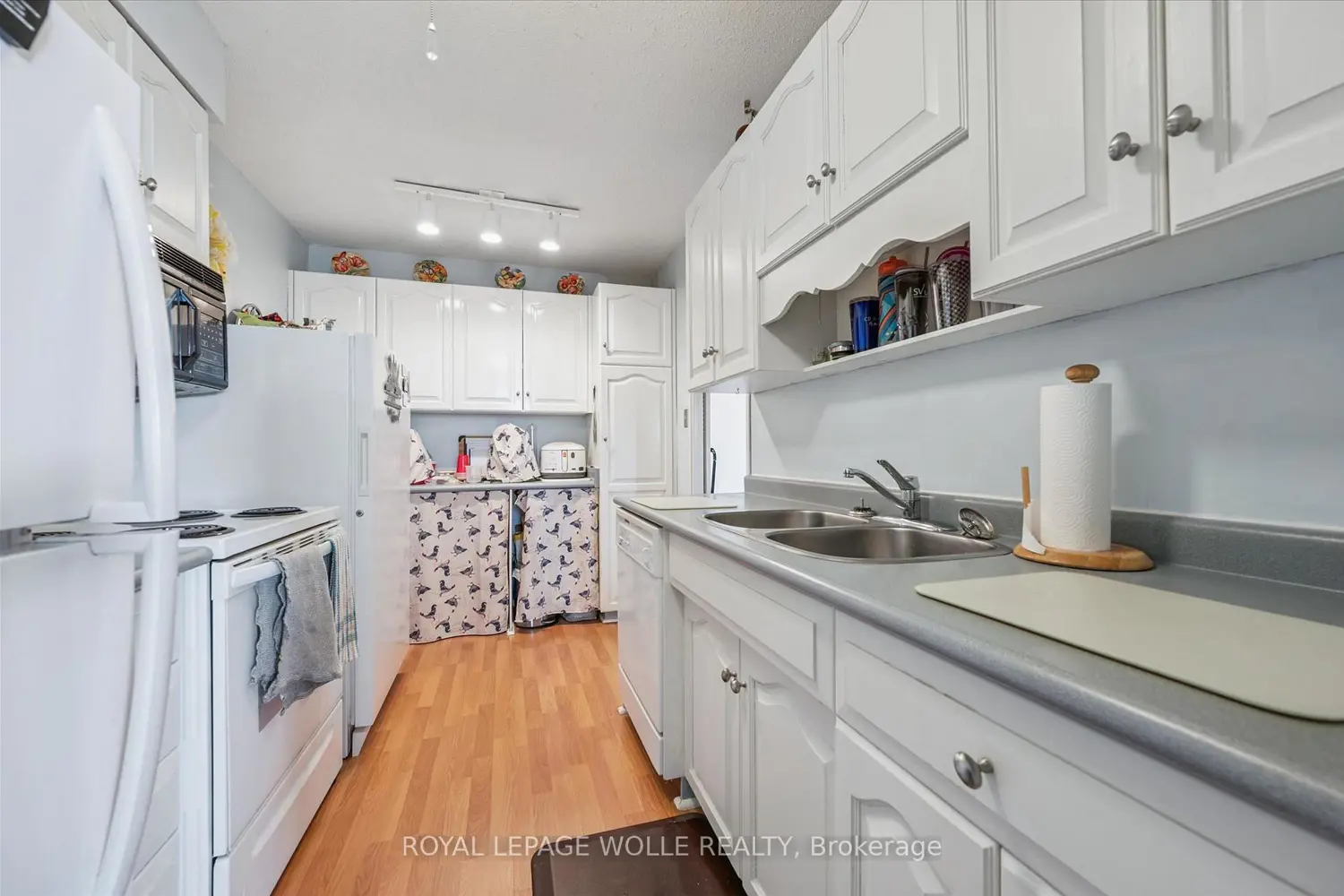 Additional image 7 of 225 Harvard Place 1510