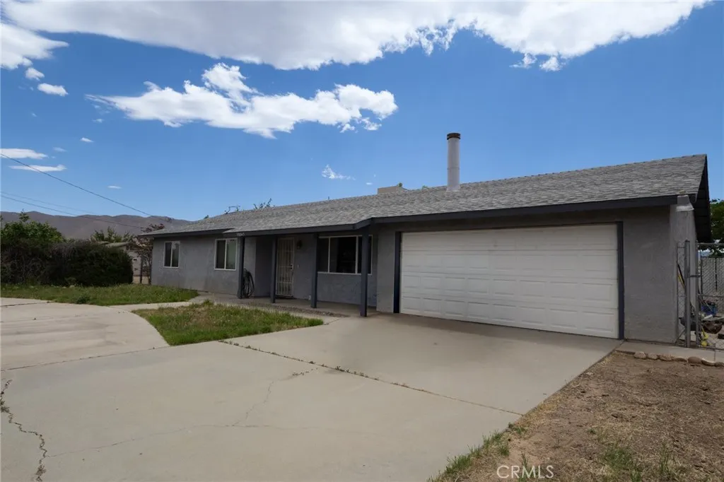 18845 Madrone St, Hesperia, CA 92345 photo 3