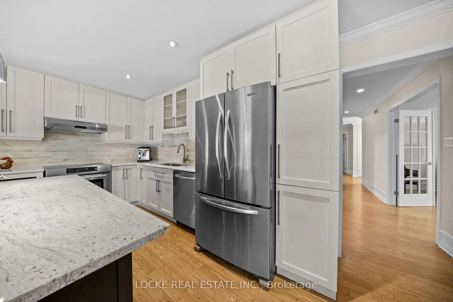 2207 Pleasantview Court photo 4
