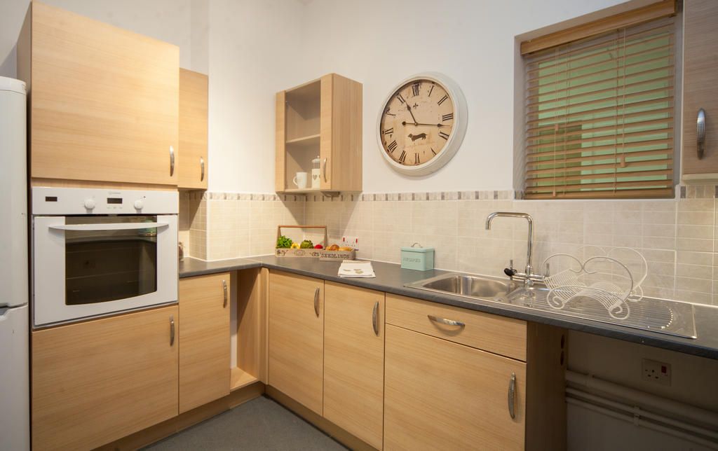 2 bed flat for saleNew Grosvenor Road, Ellesmere Port CH65