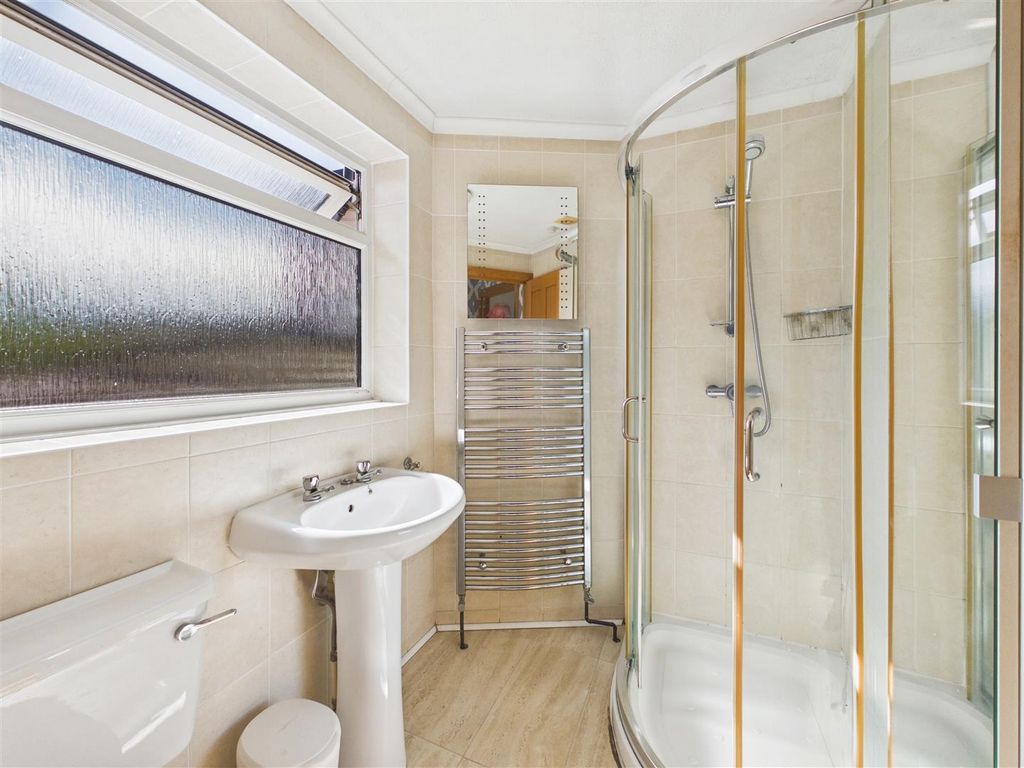 Additional image 15 of 4 bed semi-detached house for saleGosforth Crescent, Dronfield S18